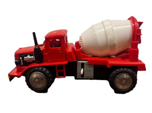 1960s vintage cement mixer toy - cement,