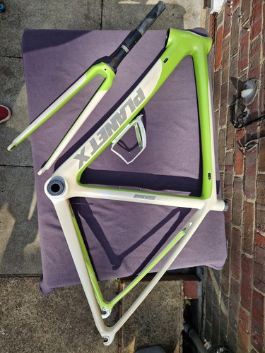 Planet bicycle frame - x,