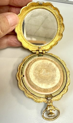 Vtg gold tone bird engraved - tone,