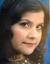 NANIA WADIA - DR WHO ACTRESS  - EXCELLENT SIGNED COLOUR PHOTO