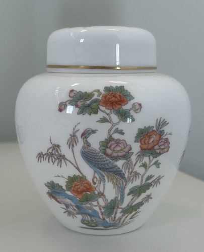 Wedgwood kutani crane ginger - wedgwood,