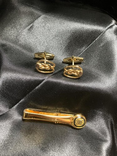 Gucci cufflinks and - gucci, clip