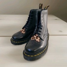 Dr Martens Bentley II heart