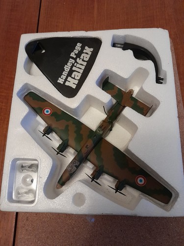 Atlas editions military giants - military,