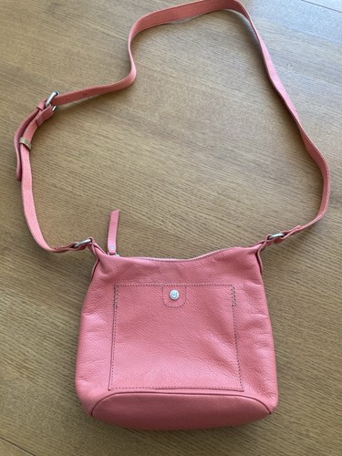 Beautiful white stuff leather - beautiful,