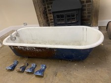 cast iron bath tub, £190 pick
