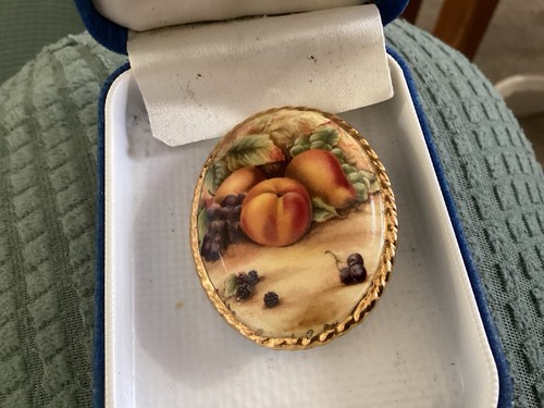 Unusual vintage beautiful - unusual,