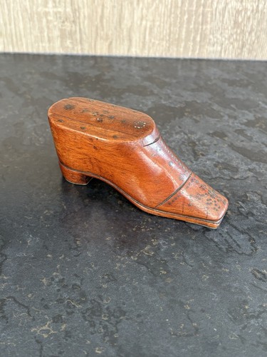 Georgian snuff shoe wooden - snuff,