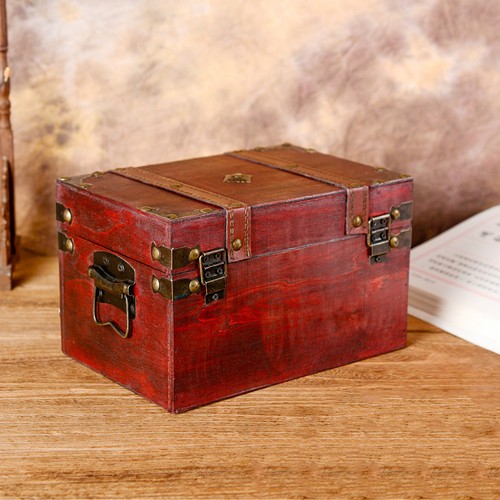 Small treasure chest - small,