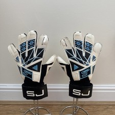SAM JOHNSTONE Sells Goalkeeper