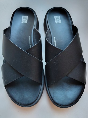 Black leather wedge fitflops - black,