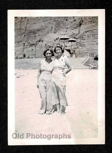Beach women girlfriends - beach, 2