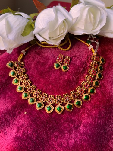 Traditional green jewellery - traditional,