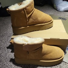 Ugg  Classic Style Short