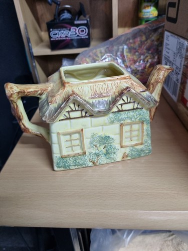 Teapottery