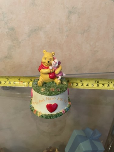 Winnie the pooh and - and, piglet