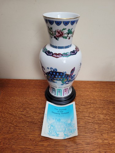 Franklin porcelain vase - porcelain,