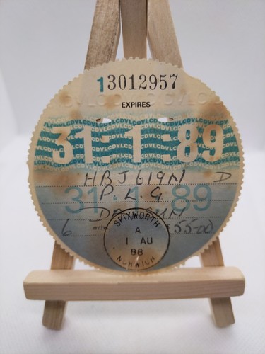 Vintage datsun stamped 1989 - vintage,