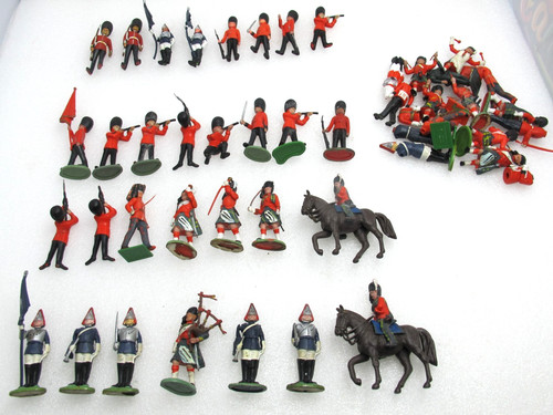 Britains plastic soldiers - soldiers,