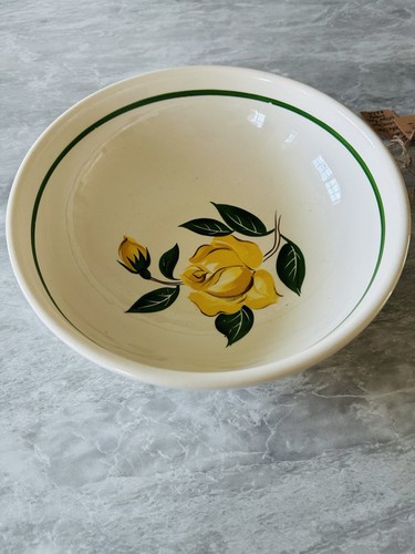 Bake oven with yellow - with, rose