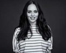 SEXY LAURA HADDOCK 8x10 PHOTO