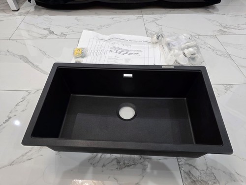 Brand new quartz black - brand,