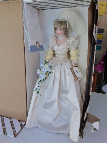 Franklin mint diana portrait - franklin,