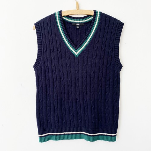 Uniqlo navy cricket cable knit - cable,
