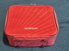 SOAP & GLORY DUSTY PINK SUEDE EFFECT SILVER ZIP TRIM PLUM HANDLE VANITY CASE BAG