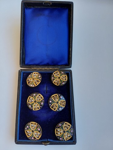 Set possibly french - of,