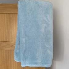 Sainsbury’s Home Eggshell Blue Large Soft Fleece Throw 150cm X 200cm