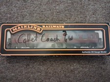 MAINLINE 937329 STANIER 60' 2ND Corrider Coach W1087W BR Maroon OO Gauge 