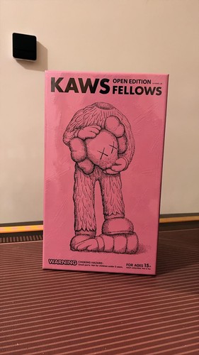 Kaws fellows vinyl figure pink - kaws,
