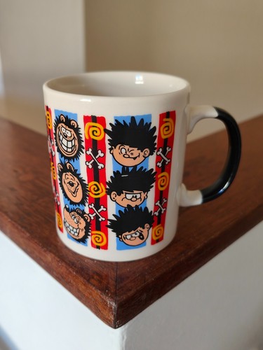 Dennis the menace gnasher - &,