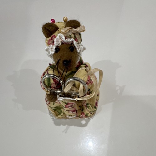 Floral fabric mouse pin - mouse,