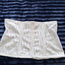 NEW SLIMMING GIRDLE SIZE 30