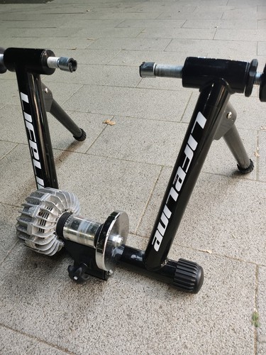 Lifeline indoor bicycle - ​lifeline,