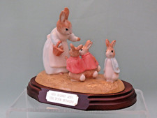 BESWICK BEATRIX POTTER TABLEAU - MRS RABBIT & FOUR BUNNIES - P3672 - LTD EDN