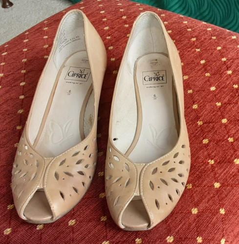 Ladies caprice leather shoes - leather,