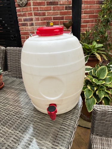 Beer pressure barrel with drum - beer,