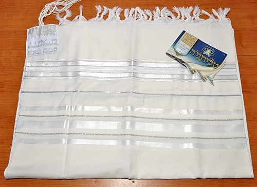Tallit prayer shawl - new, wool