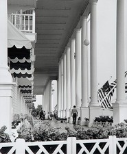 Chicago Illinois 1952 Portico