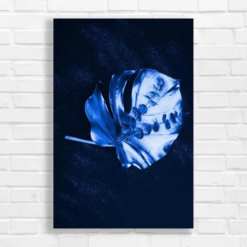 Stunning leaf blue canvas - stunning,