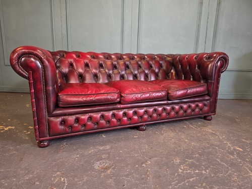 Oxblood red leather - 3, seater