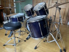 Drum Kit Yamaha Stage Custom, Navy Blue Gloss + Sabian and Paiste Cymbals