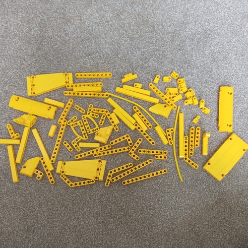 Lego spare parts - parts, yellow