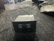 BLAUPUNKT VAUXHALL CD 30 RADIO STEREO CD PLAYER 13 190 856,45116246 USED IN GOOD