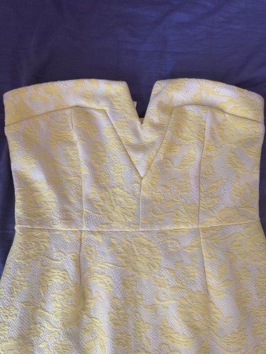 Beautiful yellow lady - yellow, lady’s