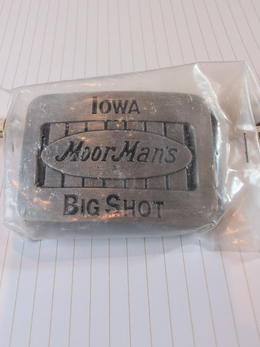 Vtg belt buckle - vtg, moorman