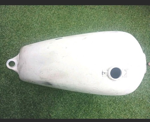Classic yamaha fuel - tank,